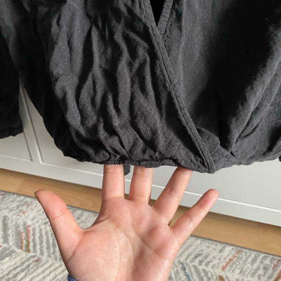 Urban Outfitters Silence and Noise Top - Picture 4 of 7